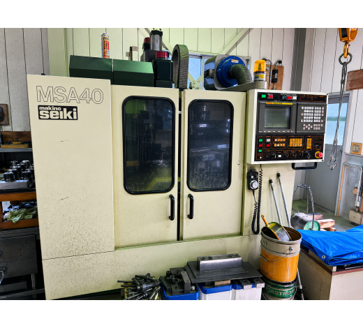 Máy Phay Kim Loại Makino Seiki MSA-40 Fanuc 16M