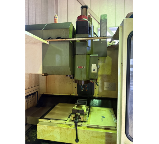 Máy Phay Kim Loại Makino Seiki MSA-40 Fanuc 16M