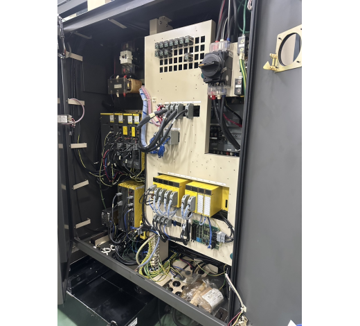 MÁY PHAY KIM LOẠI MAKINO GF-6 FANUC PROFESSIONAL 3 