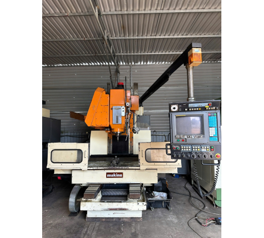 MÁY PHAY CNC MAKINO FNC-106A30 FANUC 15M