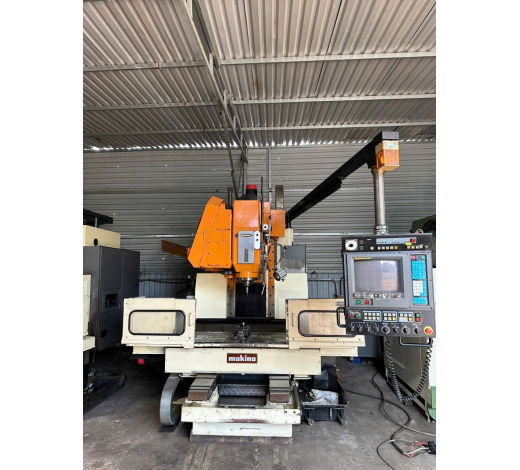 MÁY PHAY CNC MAKINO FNC-106A30 FANUC 15M