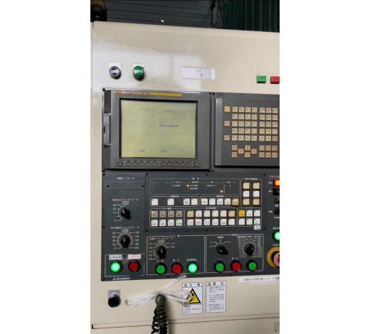 MÁY PHAY CNC MITSUBISHI M-V5Cn FANUC 18i M DATE : 2001
