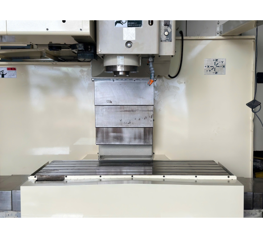 Máy phay Okuma & HOWA MILAC 561v FANUC 16I MB DATE 2008