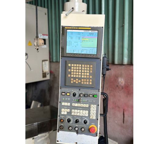 Máy phay Okuma & HOWA MILAC 561v FANUC 16I MB DATE 2008