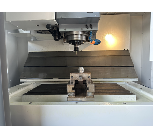 Máy Phay Kim Loại Mori Seiki Frontier M-1 Fanuc 21M DATE 1997