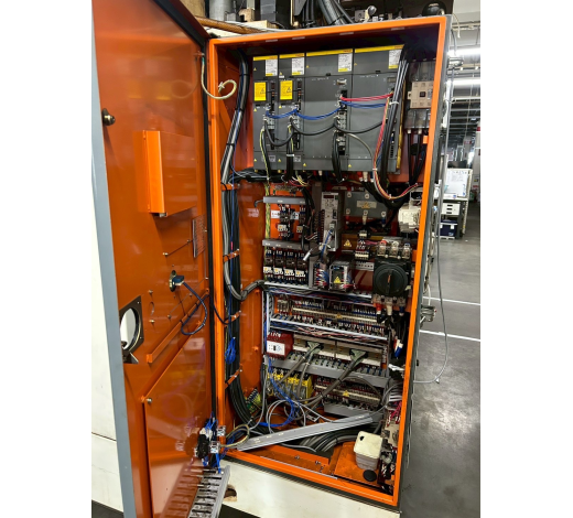 MÁY PHAY KIM LOẠI KITAMURA MYCENTER 2Xi FANUC 16i M