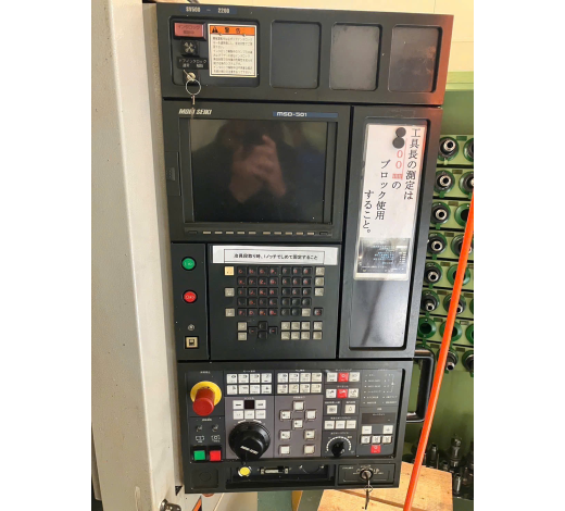 Máy Phay MORI SEIKI SV-500B/40 điện Fanuc 18i M Date 2000