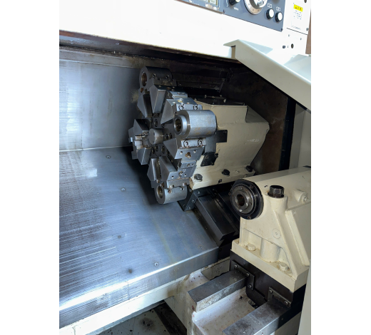 Máy Tiện TAKISAWA TC - 20 FANUC 21I T DATE 2001