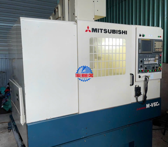 MÁY PHAY CNC MITSUBISHI M-V5Cn FANUC 18i M DATE : 2001