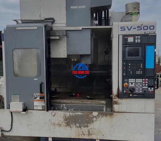 MÁY PHAY CNC MORI SEIKI SV-500 FANUC 18i M DATE 1998