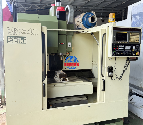 Máy Phay Kim Loại Makino Seiki MSA-40 Fanuc 16M